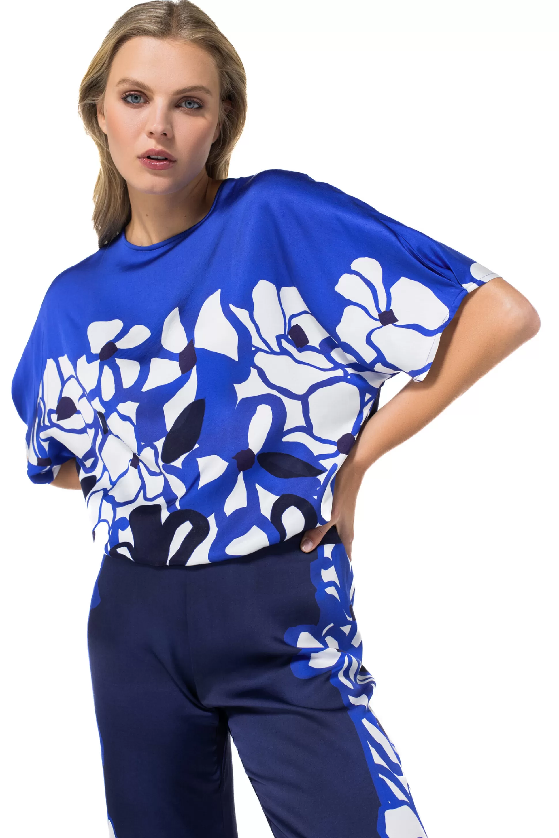 Caroline Biss Tops*1610-29 / Flowing Top