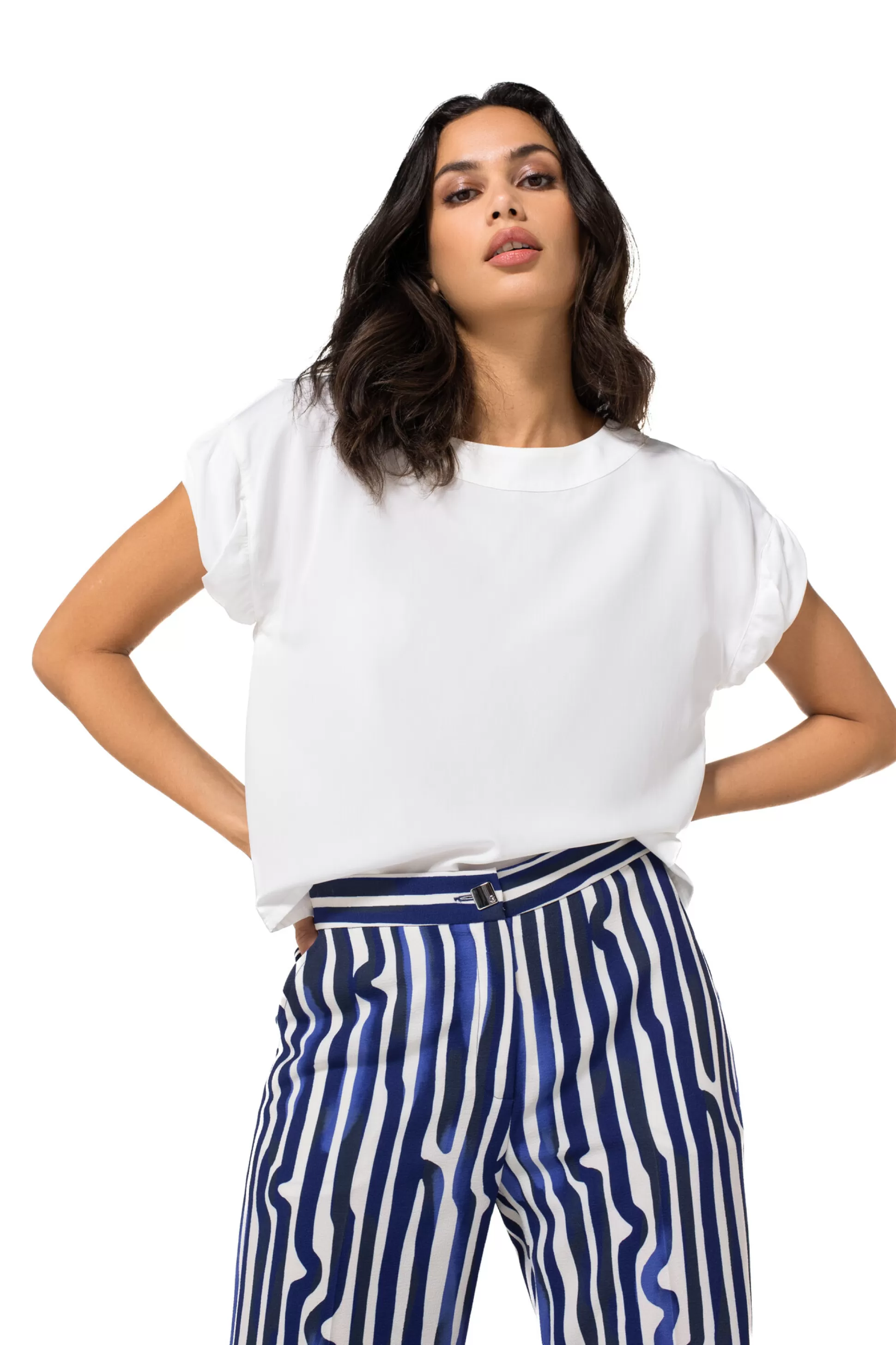 Caroline Biss Tops*1634-91 / Straight top with sleeve effect